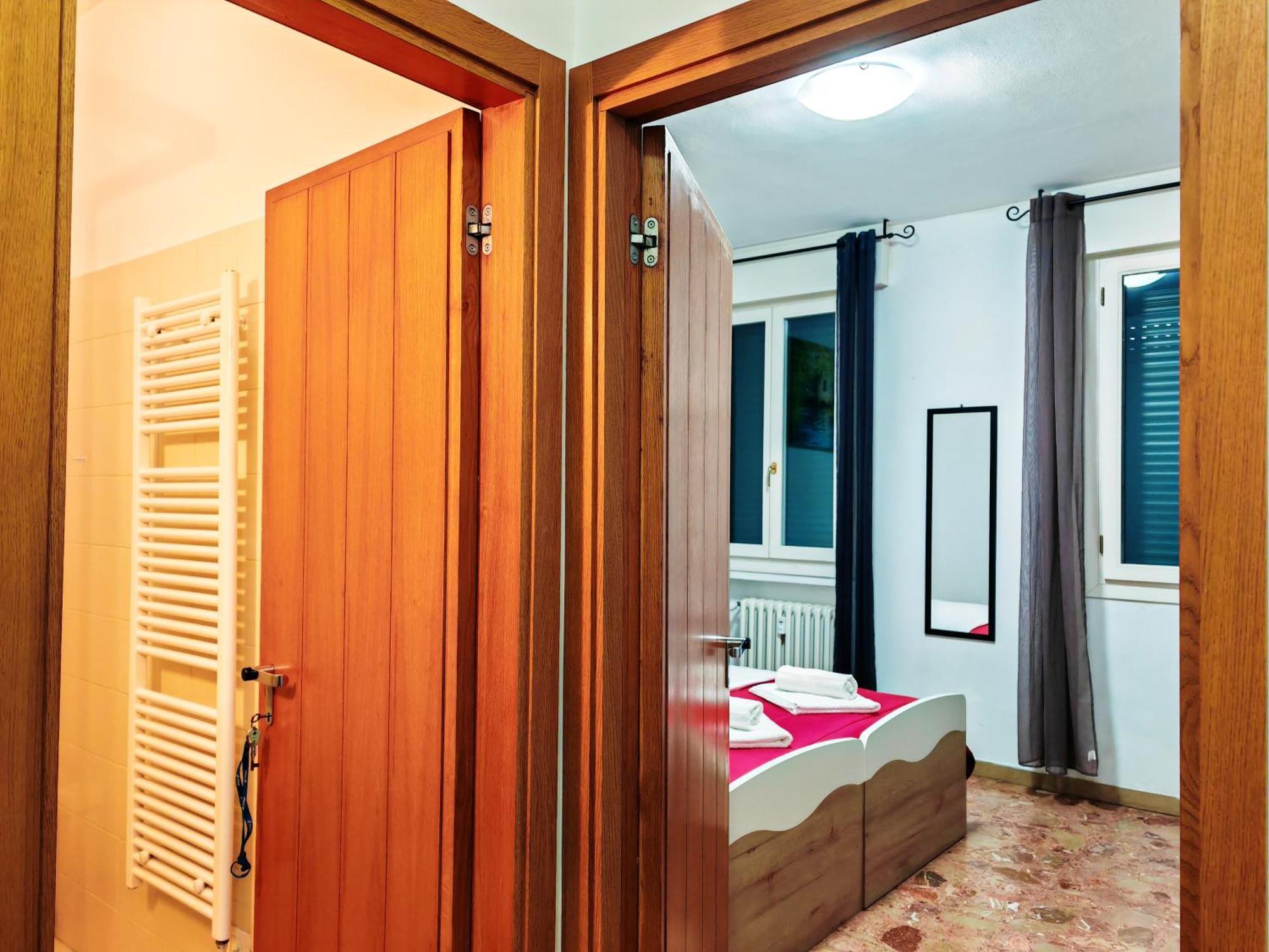 Goldmine Guest House 2 Venetië Kamer foto