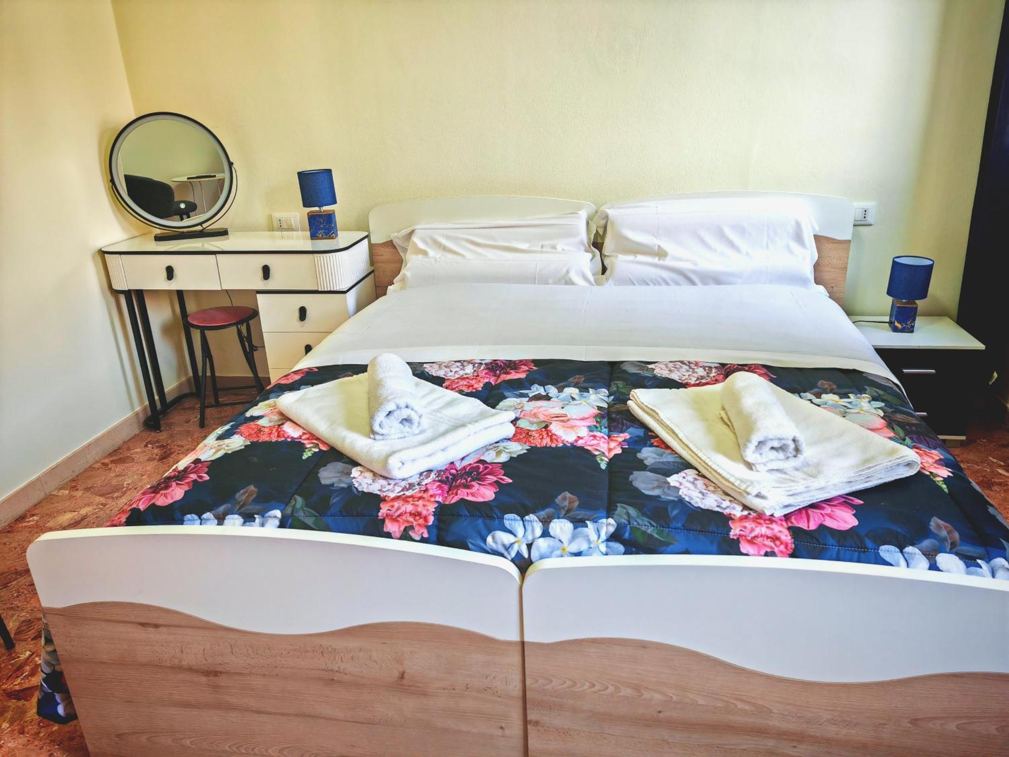Goldmine Guest House 2 Venetië Kamer foto